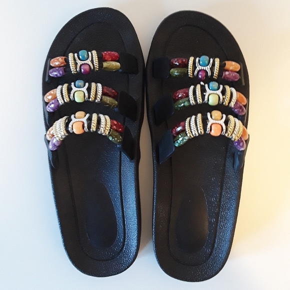 NEW Black Jeweled Slip On Sandals Women's Size 7 - Picture 4 of 5